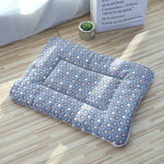 Short Plush Pet Sleeping Bed